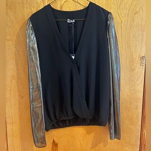 Liu jo black silk top. Size 42 italian